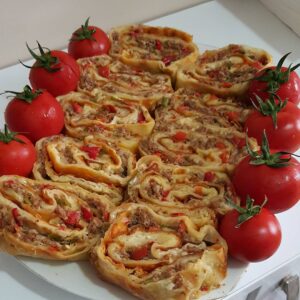 Lahmacun Rulo Börek