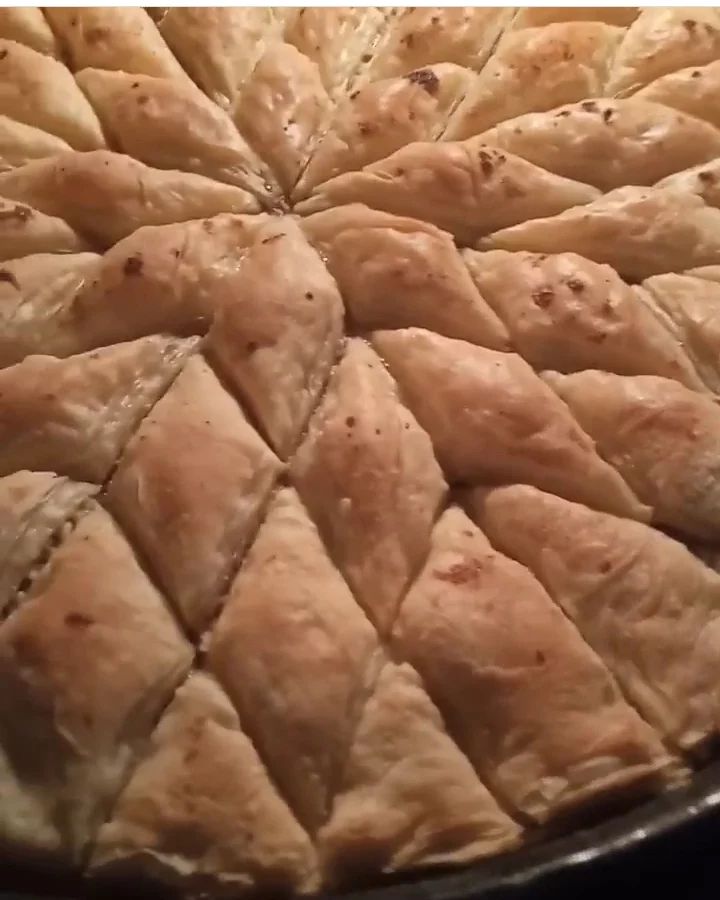 Cevizli Ev Baklavası Tarifi