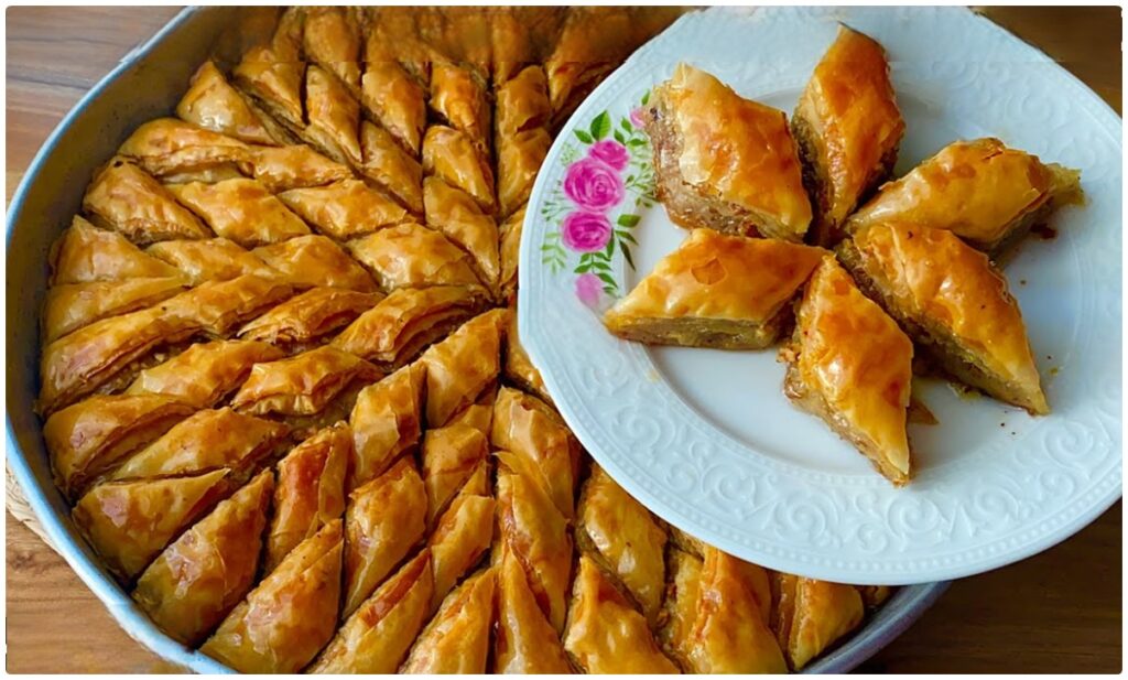 Cevizli Ev Baklavası